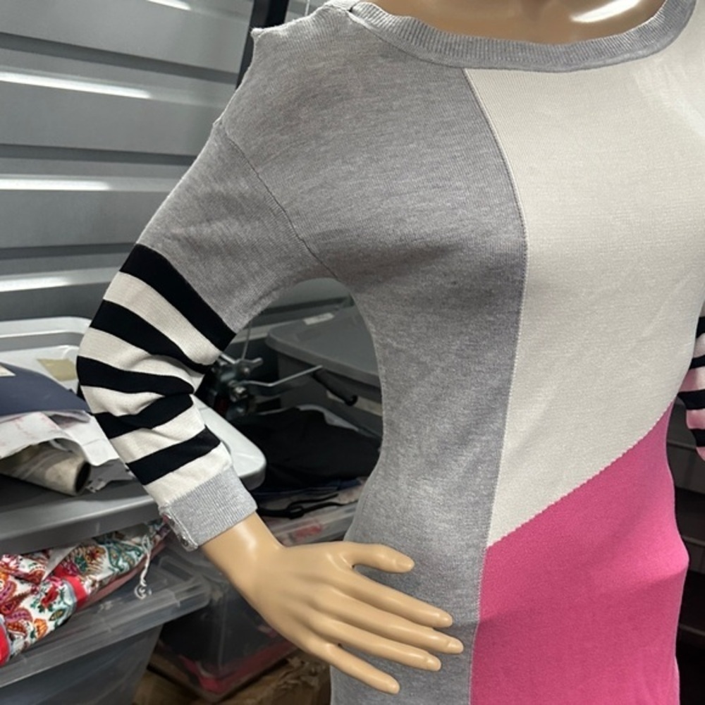White House Black Market Sweater Black and Pink Mini Dress size xs